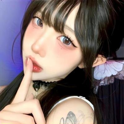 蕾哈娜内衣秀4